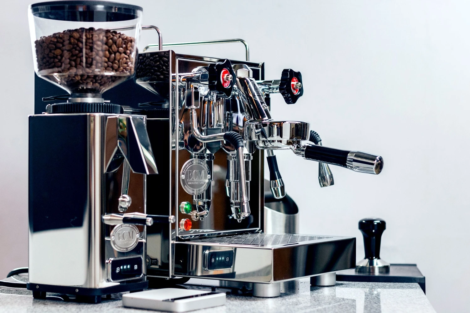 ECM Angled Bottomless Portafilter 9 ECM Angled Bottomless Portafilter